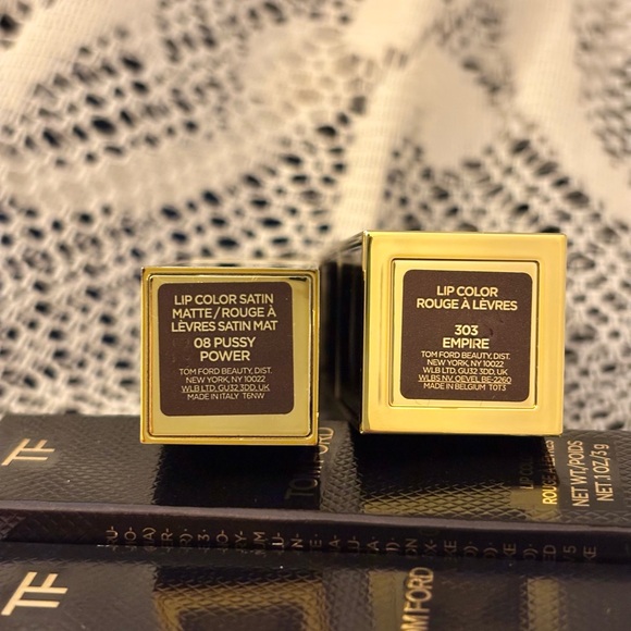 Tom Ford Black and Gold Lipstick Duo - Picture 4 of 10